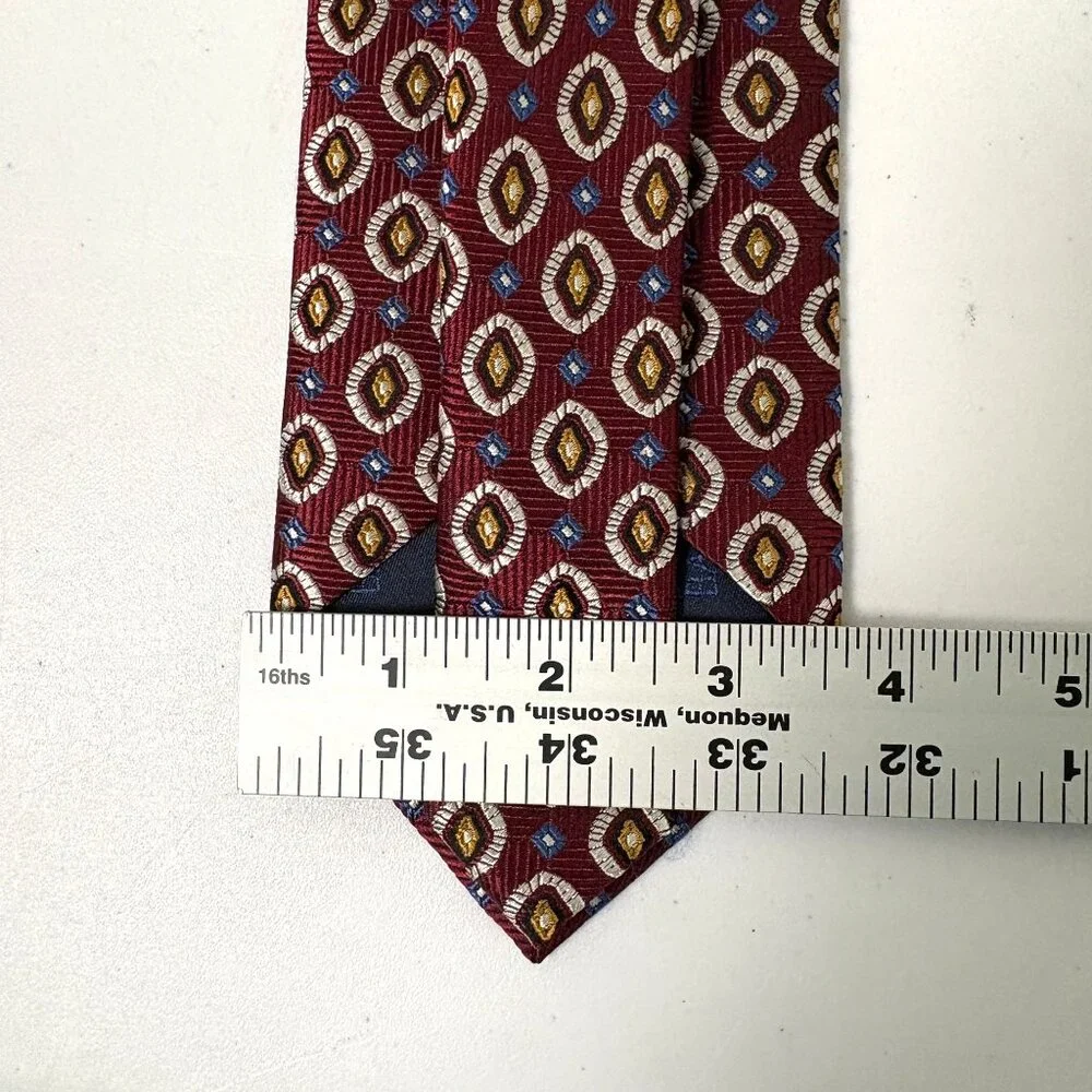 Jos A Bank Tie 100% Silk Necktie Maroon Gold Geometric‎ Medallion Print